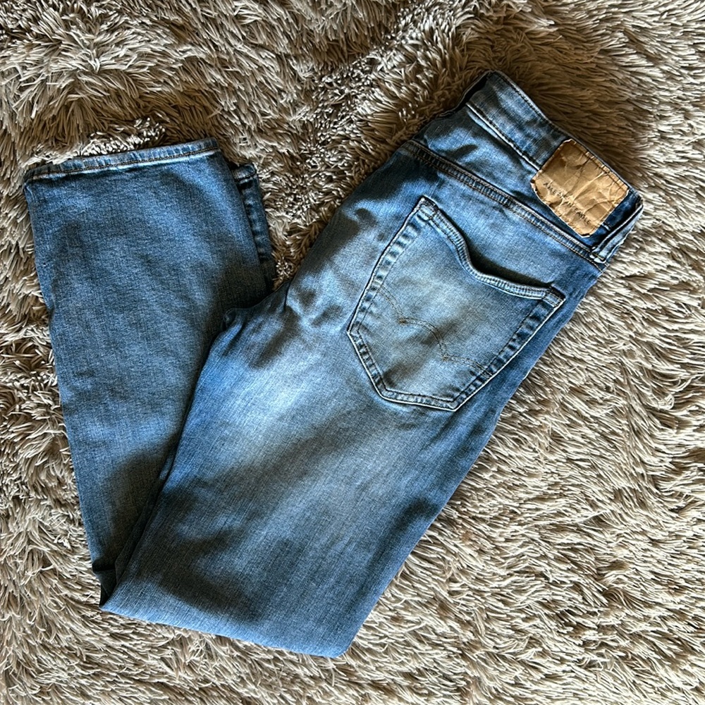 Men’s, American Eagle jeans, next level flex, straight leg 31x32